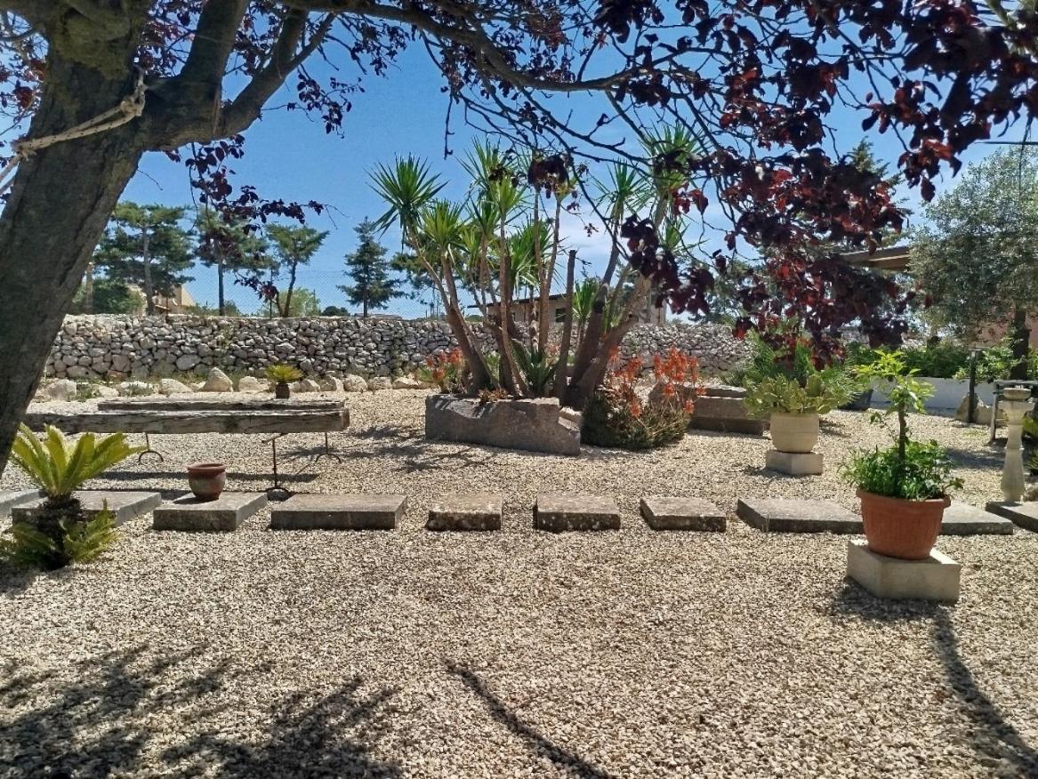 Dependance In Villa Con Piscina Ragusa Exterior foto